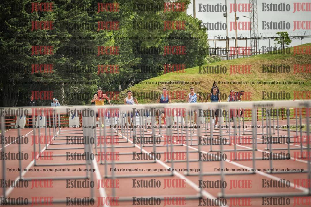 Fotos de los 110 m con vallas de varones - FINAL
