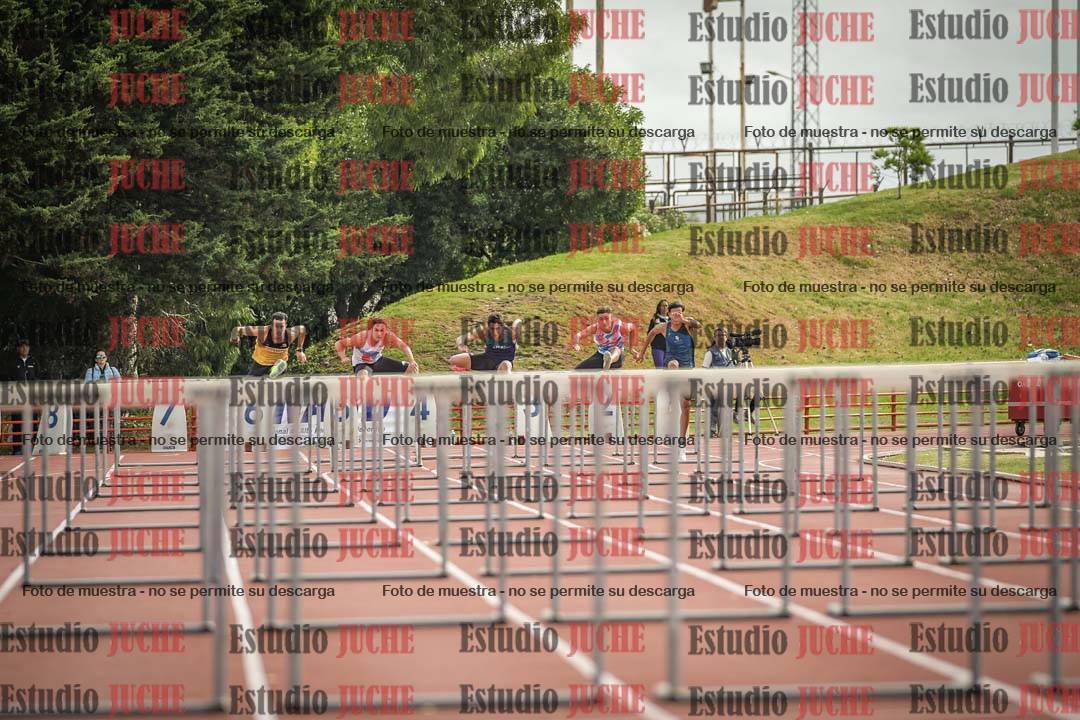 Fotos de los 110 m con vallas de varones - FINAL
