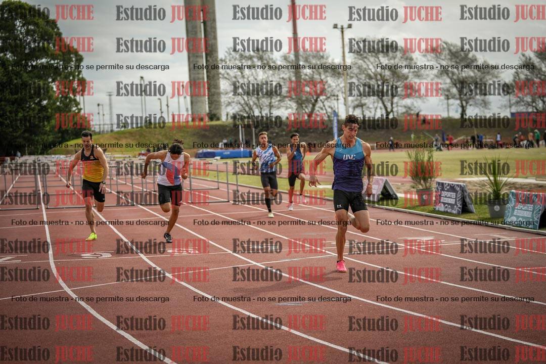 Fotos de los 110 m con vallas de varones - FINAL
