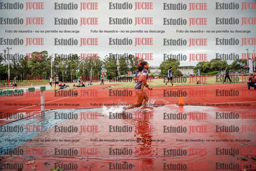Fotos de los 3000 m con obstáculos de mujeres