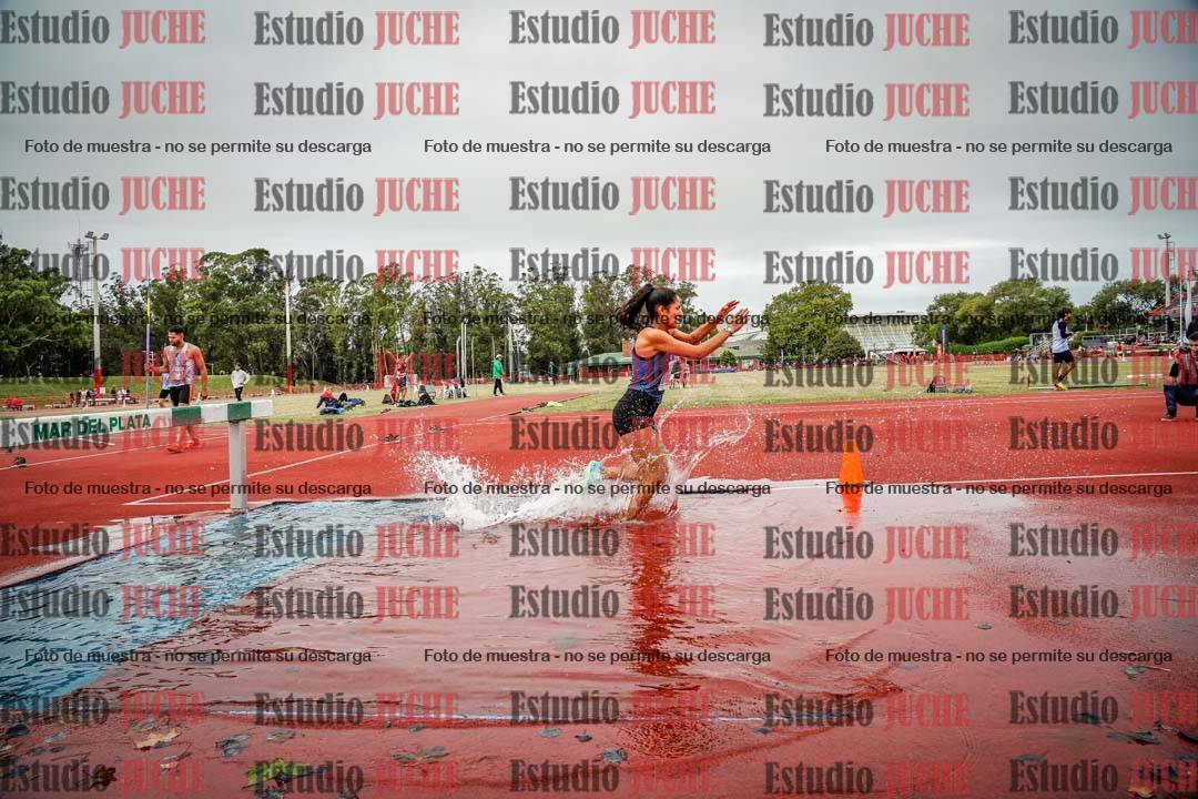 Fotos de los 3000 m con obstáculos de mujeres