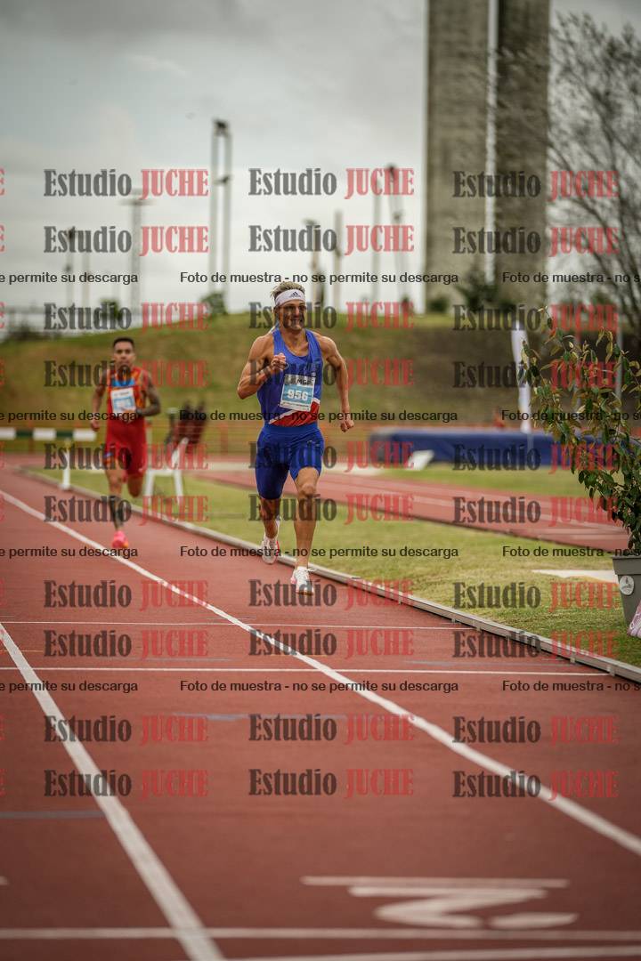 Fotos de los 3000 m con obstáculos de varones
