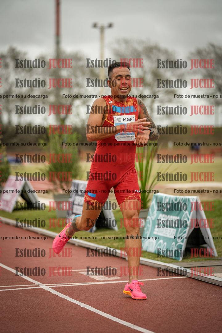 Fotos de los 3000 m con obstáculos de varones