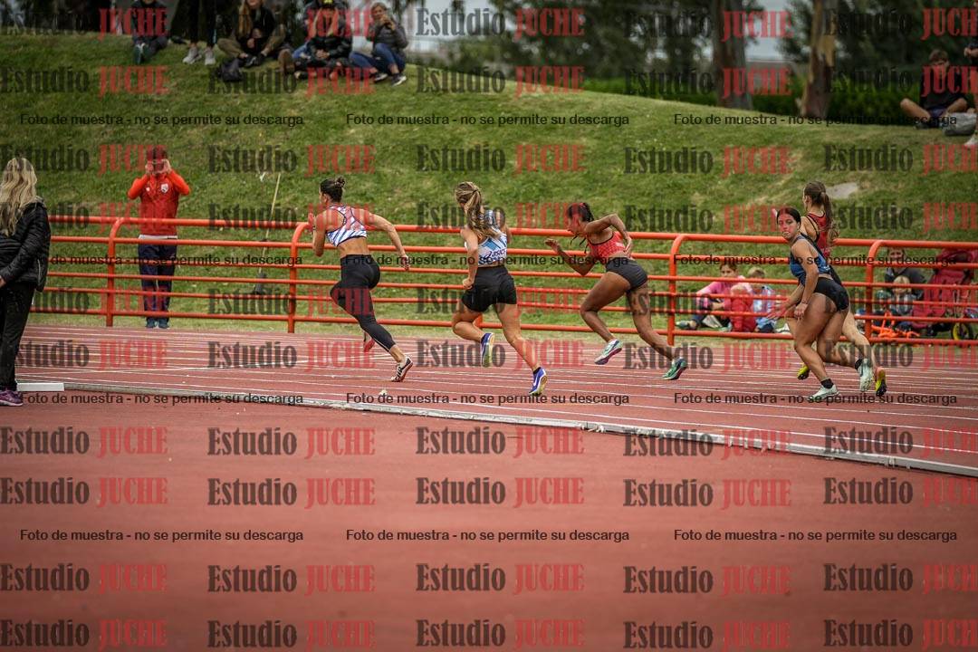 Fotos de las postas 4x100 m de mujeres