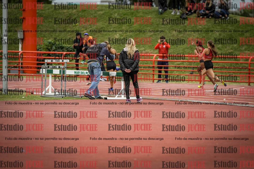 Fotos de las postas 4x100 m de mujeres