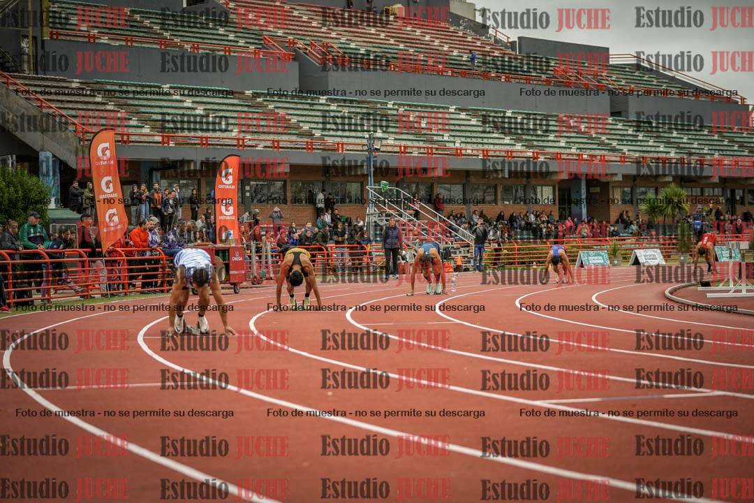 Fotos de las postas 4x100 m de varones
