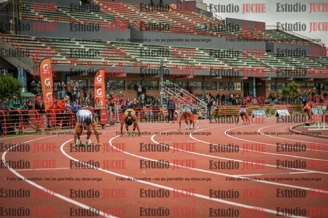 Fotos de las postas 4x100 m de varones
