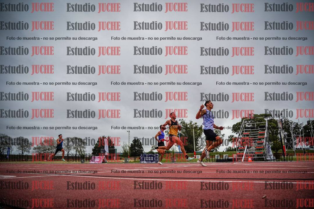 Fotos de las postas 4x100 m de varones