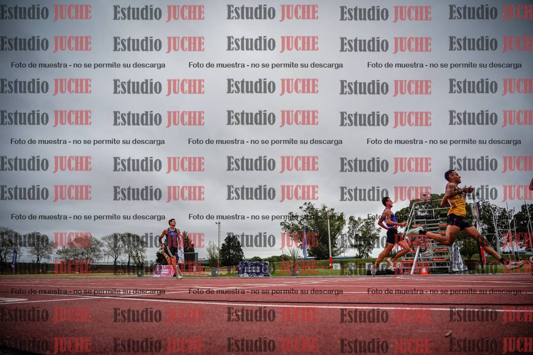 Fotos de las postas 4x100 m de varones