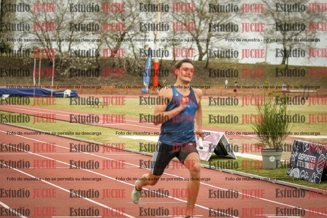 Fotos de las postas 4x100 m de varones