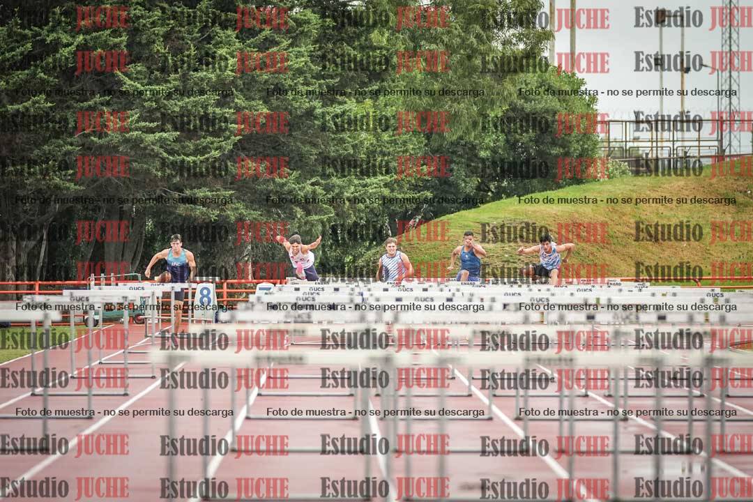 Fotos de los 110 m con vallas de varones - decatlón 6