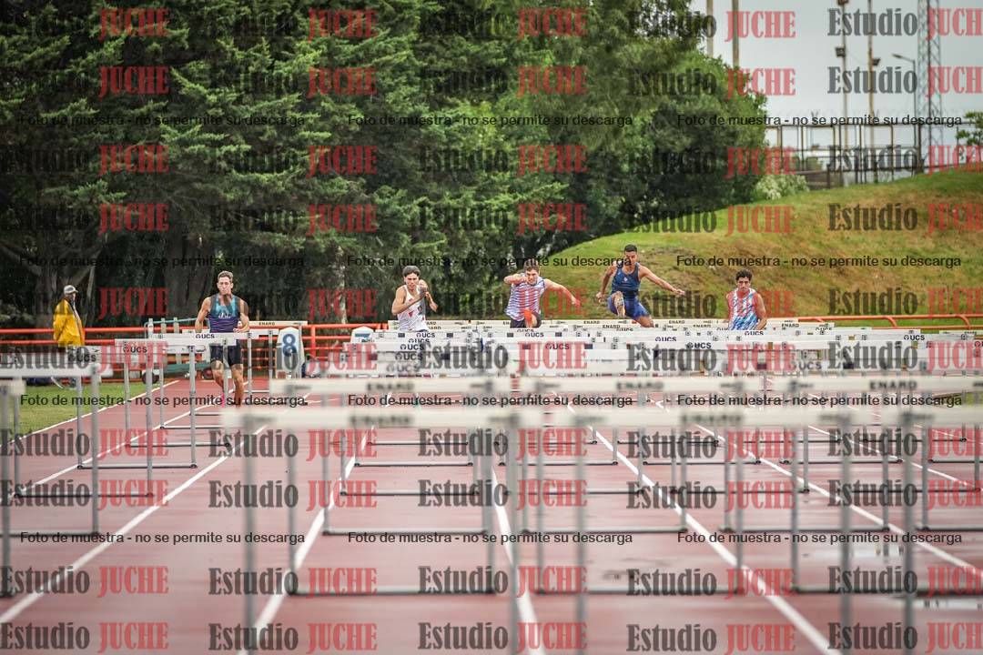 Fotos de los 110 m con vallas de varones - decatlón 6