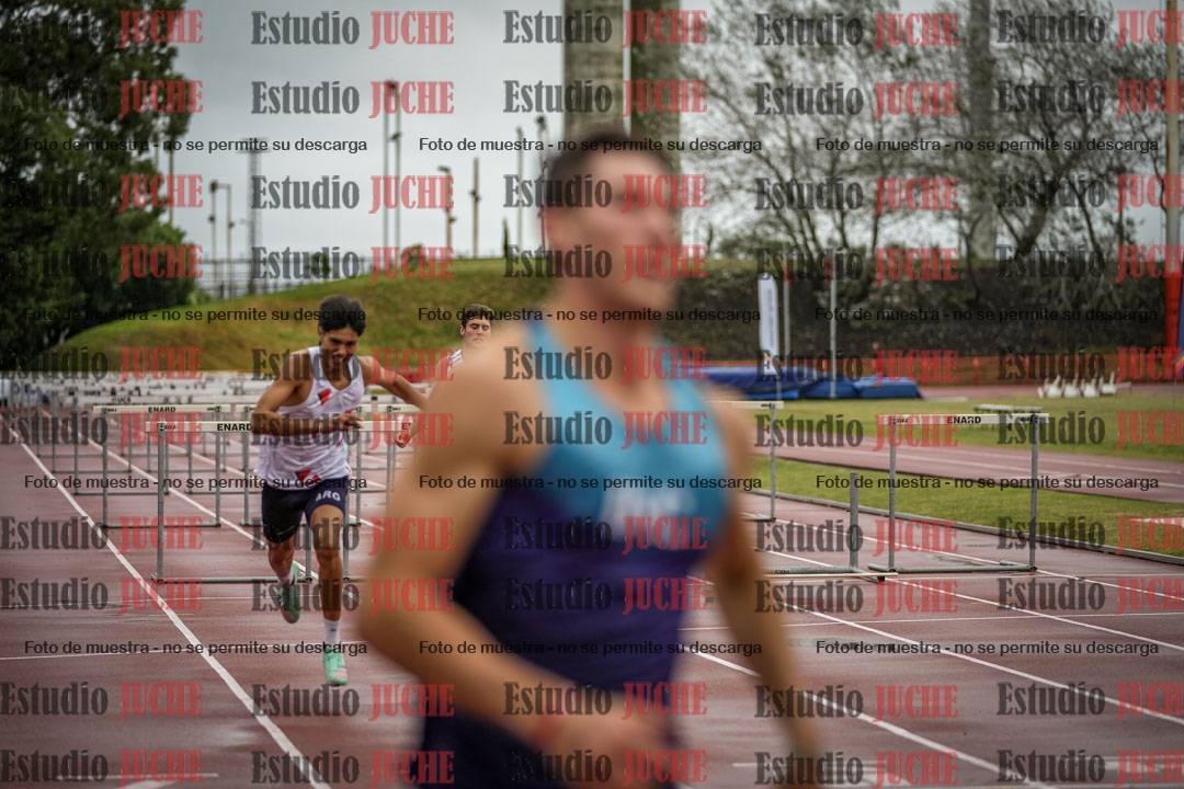 Fotos de los 110 m con vallas de varones - decatlón 6