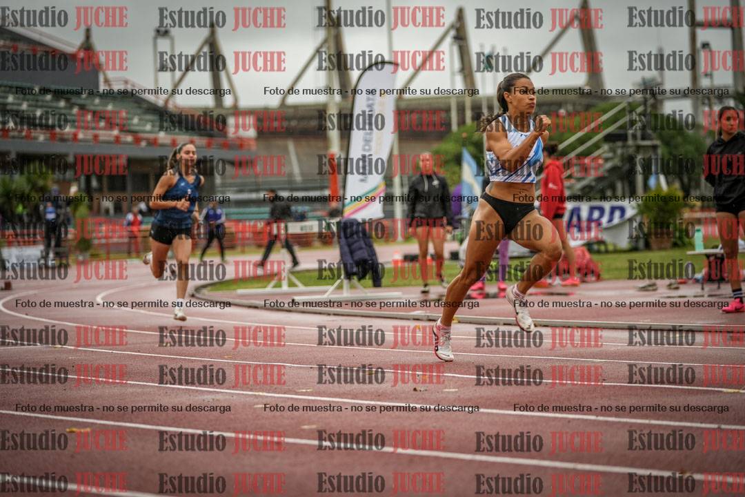 Fotos de los 400 m con vallas de mujeres