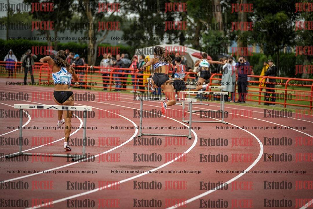 Fotos de los 400 m con vallas de mujeres