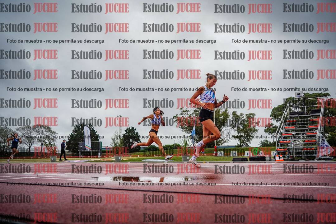 Fotos de los 400 m con vallas de mujeres