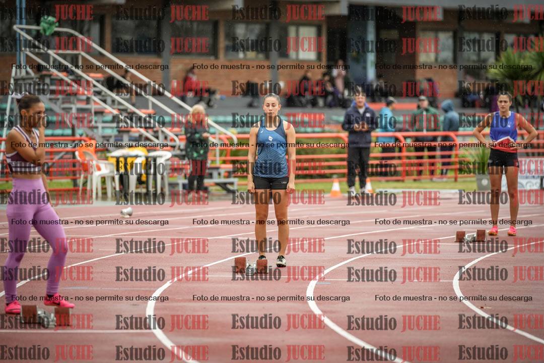Fotos de los 400 m con vallas de mujeres