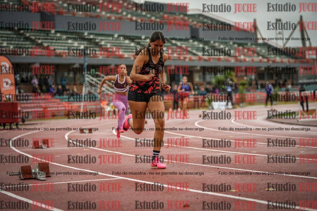 Fotos de los 400 m con vallas de mujeres