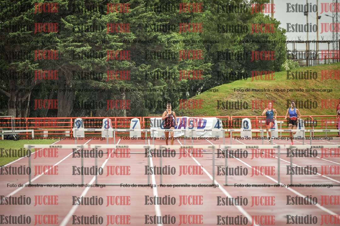 Fotos de los 400 m con vallas de mujeres