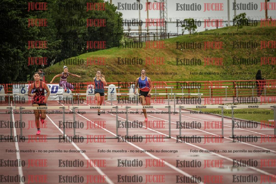 Fotos de los 400 m con vallas de mujeres