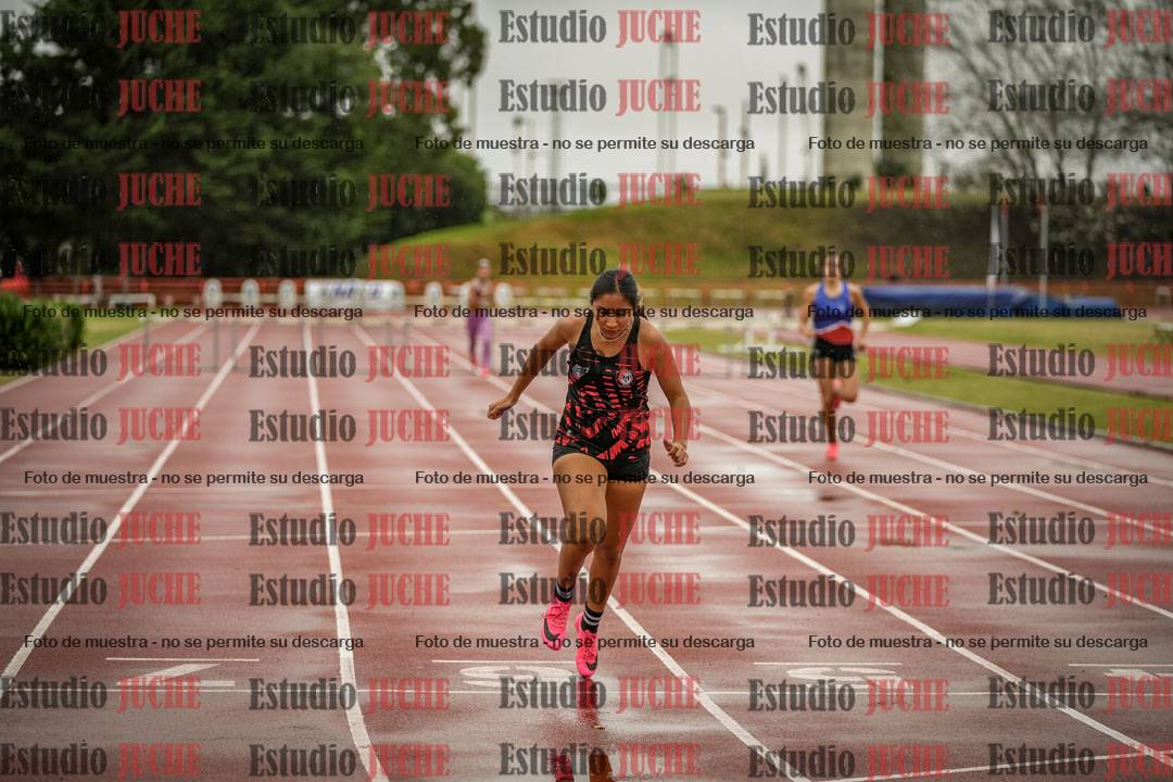 Fotos de los 400 m con vallas de mujeres