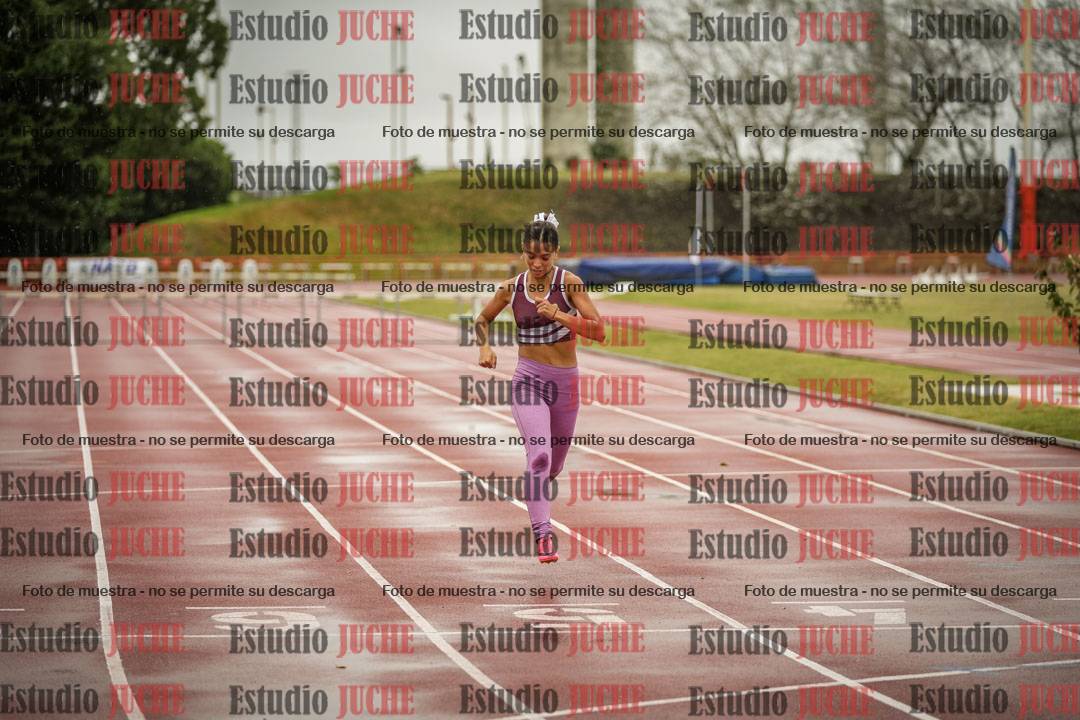 Fotos de los 400 m con vallas de mujeres