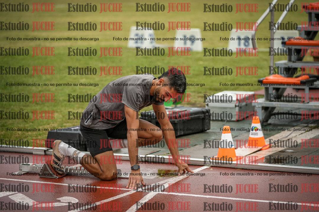 Fotos de los 400 m con vallas de varones - FINAL