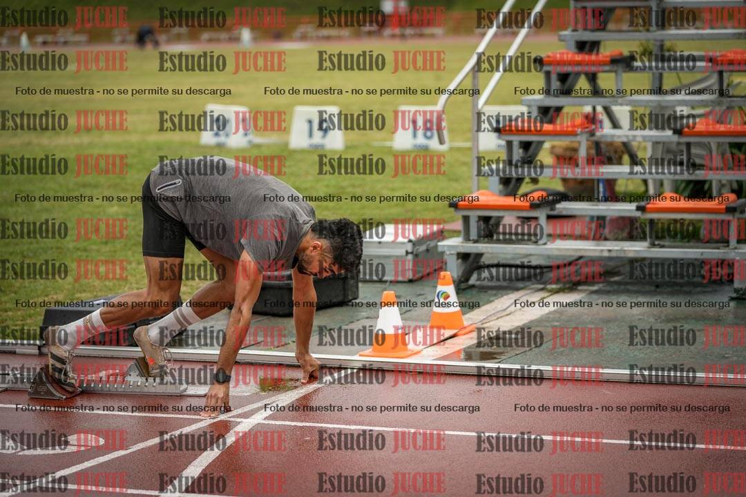Fotos de los 400 m con vallas de varones - FINAL