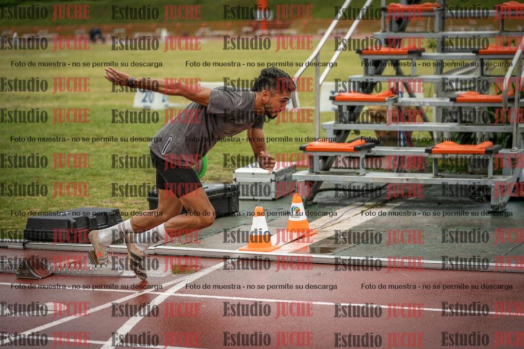 Fotos de los 400 m con vallas de varones - FINAL