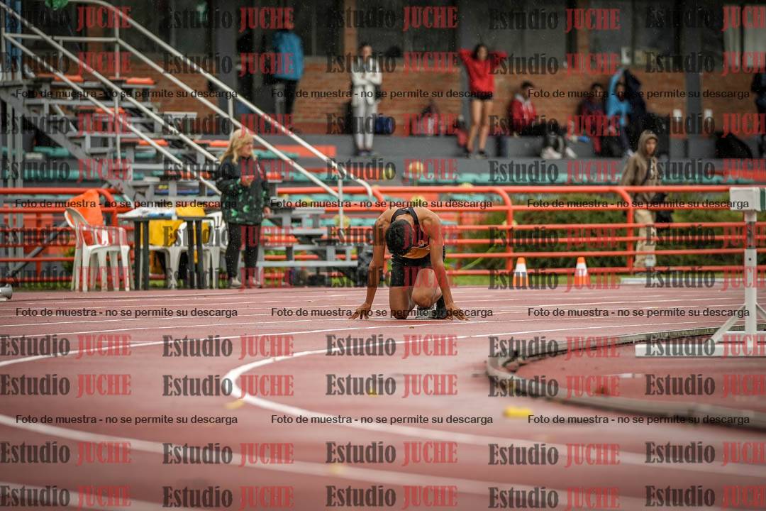 Fotos de los 400 m con vallas de varones - FINAL