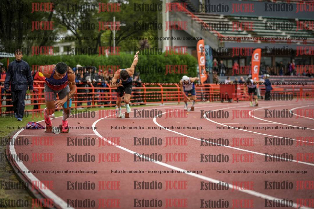 Fotos de los 400 m con vallas de varones - FINAL