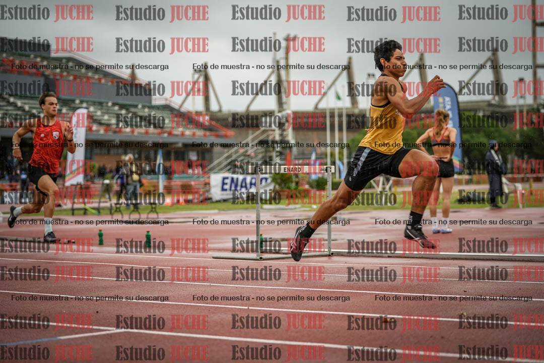 Fotos de los 400 m con vallas de varones - FINAL