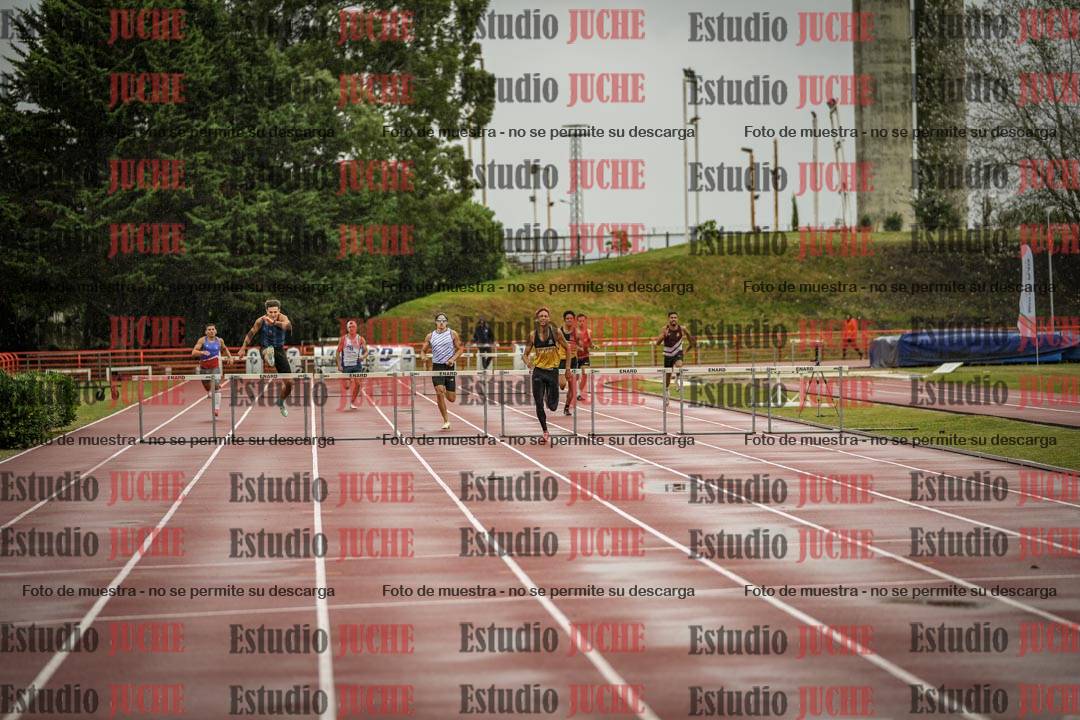 Fotos de los 400 m con vallas de varones - FINAL