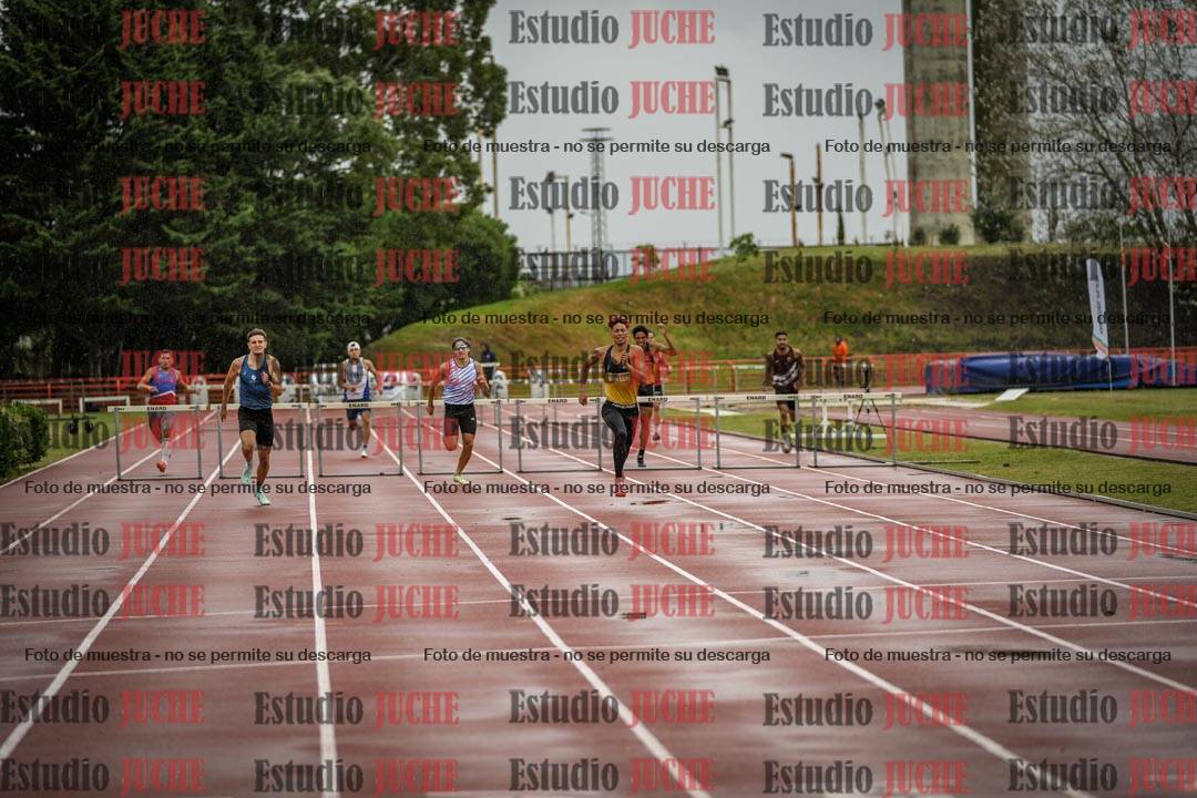 Fotos de los 400 m con vallas de varones - FINAL