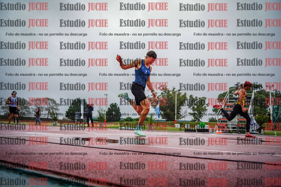 Fotos de los 400 m con vallas de varones - FINAL