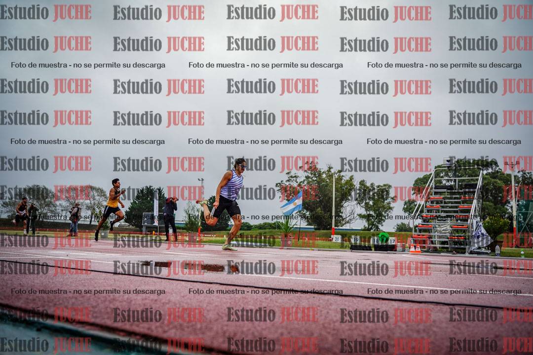 Fotos de los 400 m con vallas de varones - FINAL