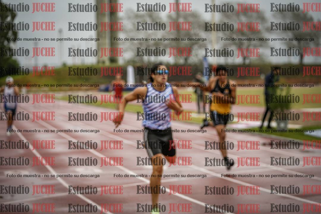 Fotos de los 400 m con vallas de varones - FINAL