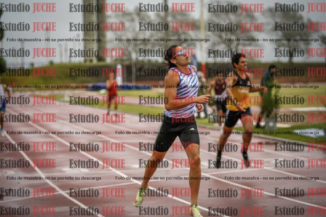 Fotos de los 400 m con vallas de varones - FINAL