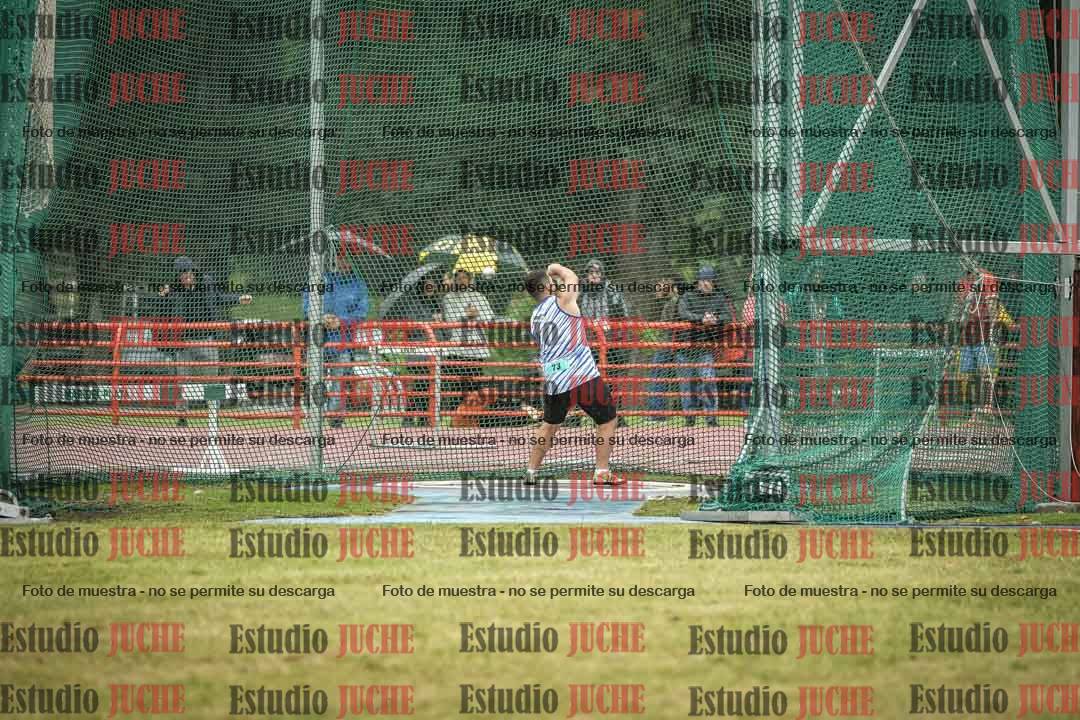 Fotos del lanzamiento de martillo de varones