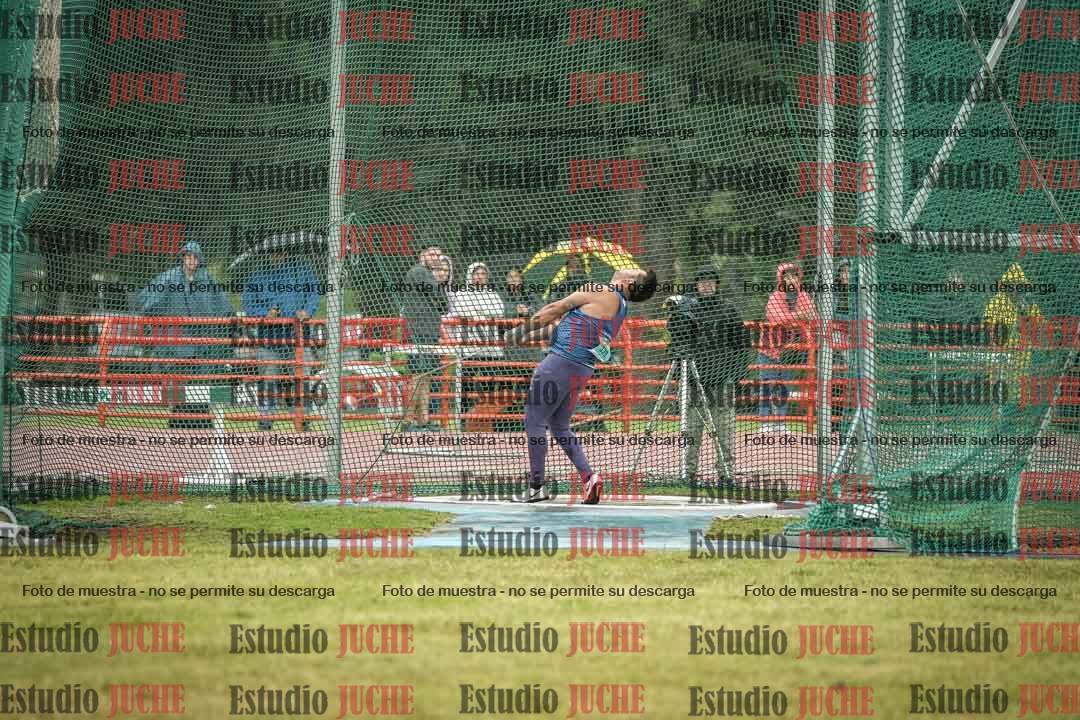 Fotos del lanzamiento de martillo de varones