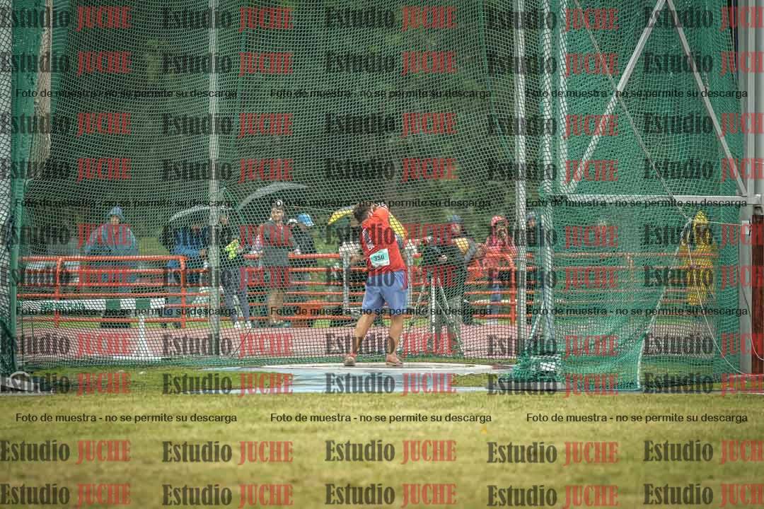 Fotos del lanzamiento de martillo de varones