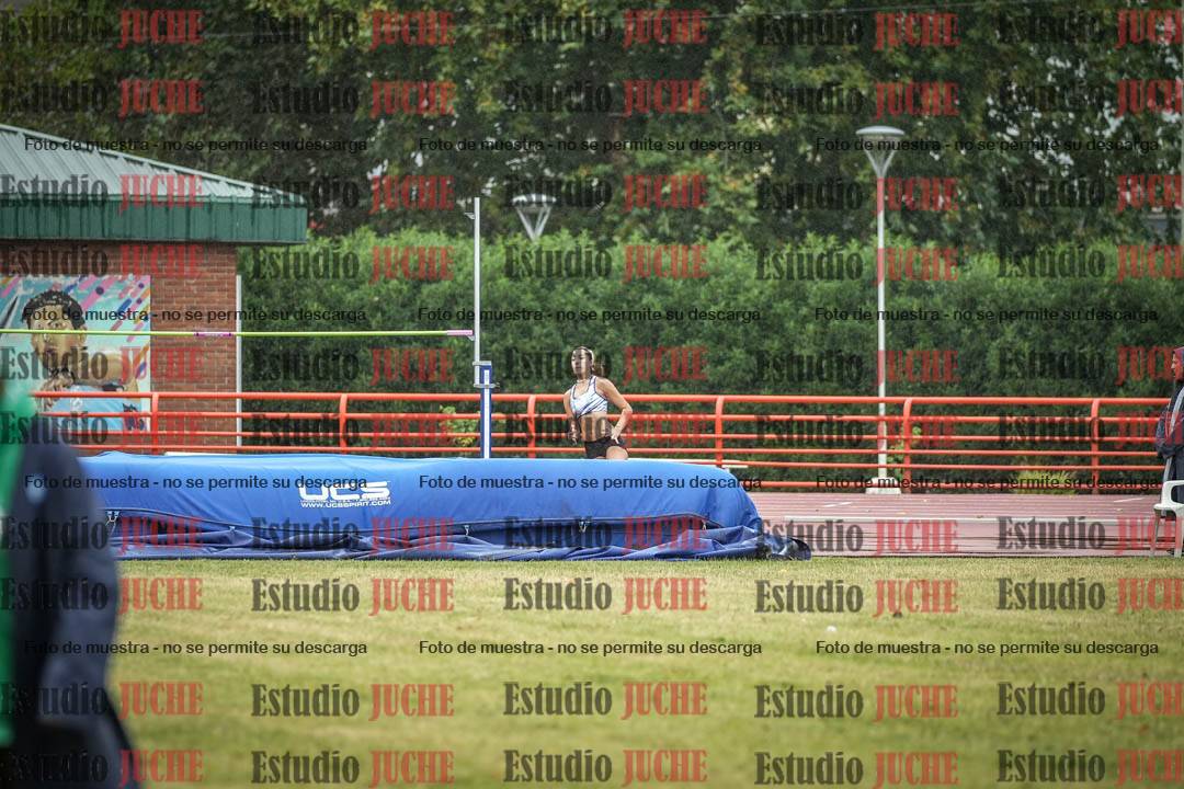 Fotos del salto en alto de mujeres