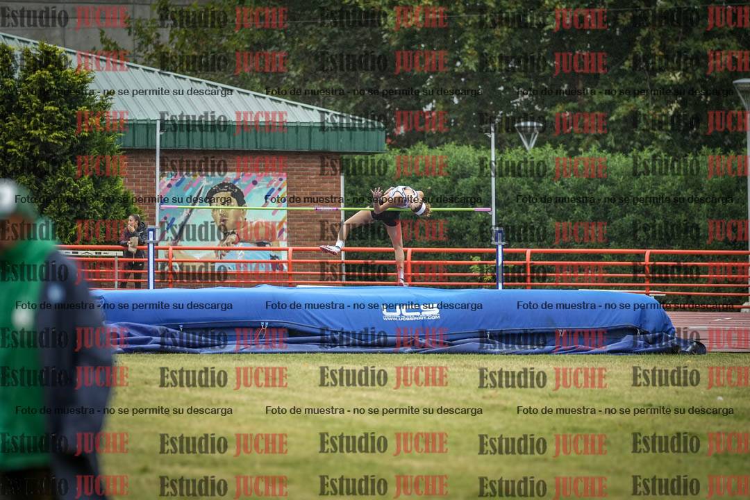 Fotos del salto en alto de mujeres