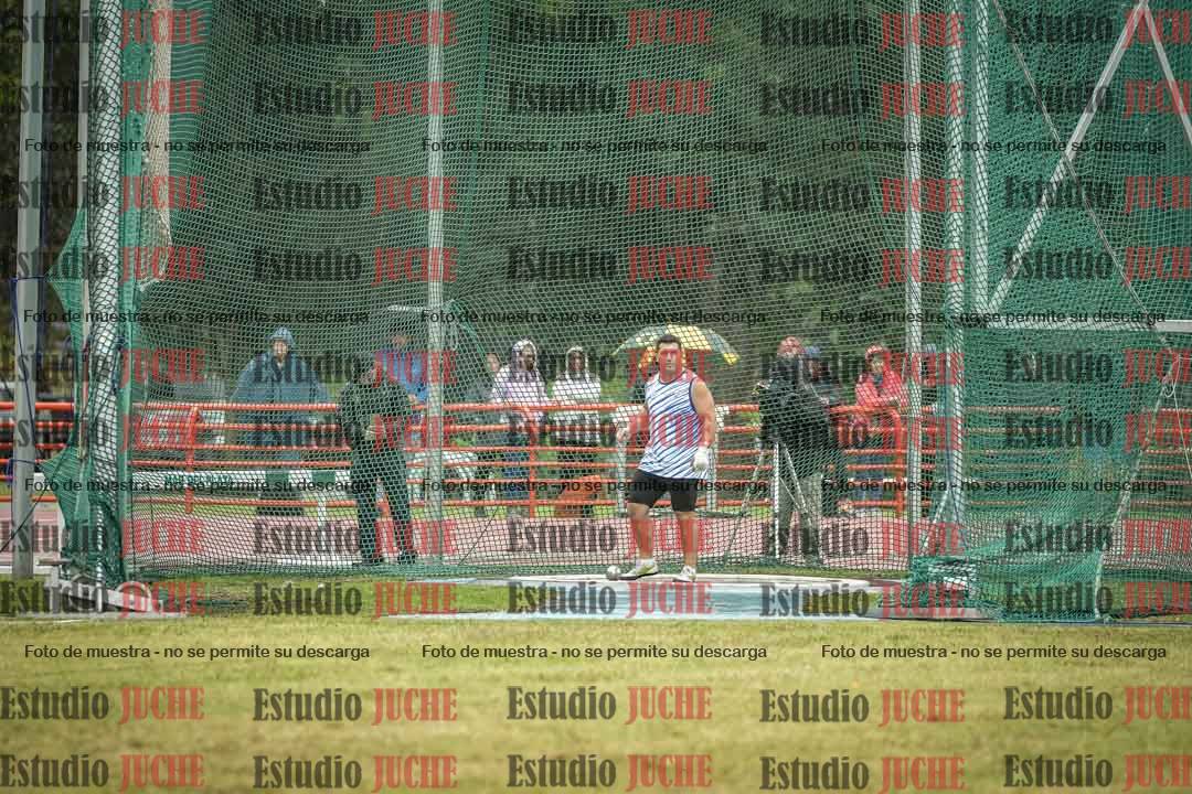 Fotos del lanzamiento de martillo de varones