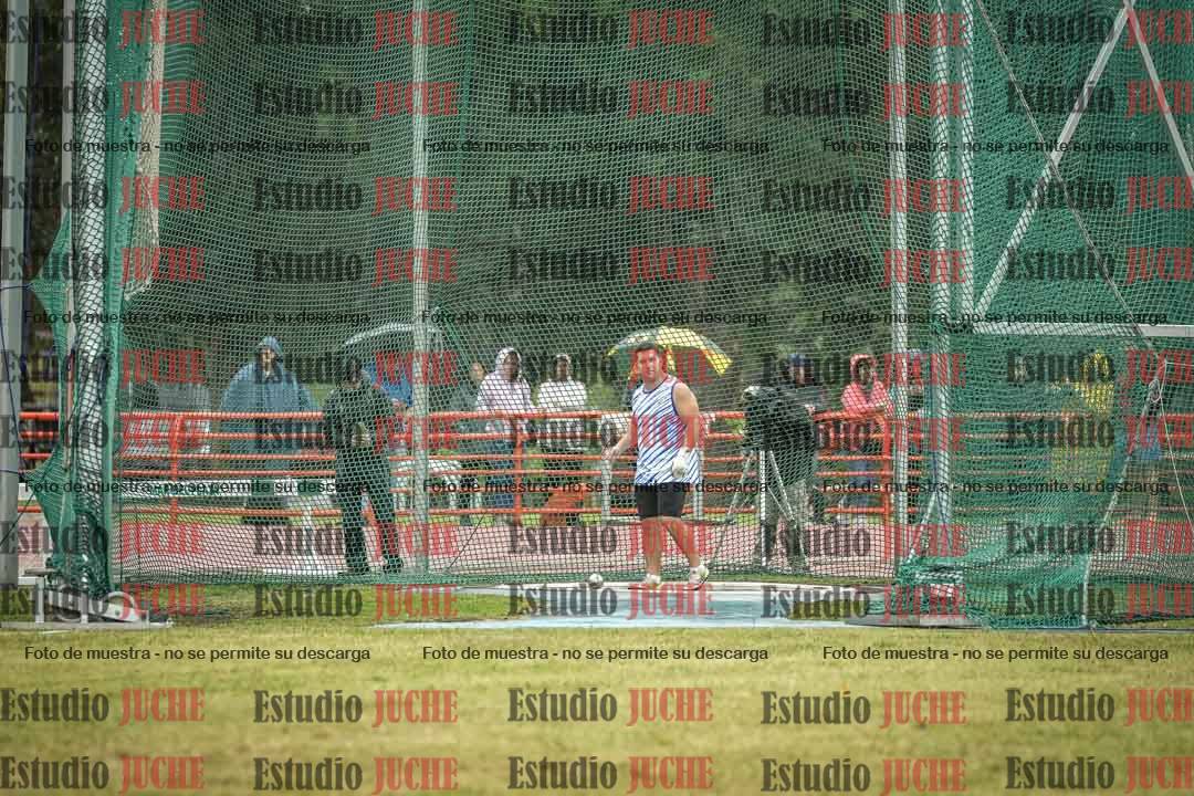 Fotos del lanzamiento de martillo de varones