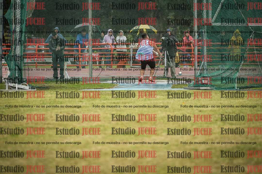 Fotos del lanzamiento de martillo de varones