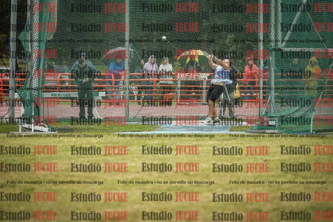 Fotos del lanzamiento de martillo de varones