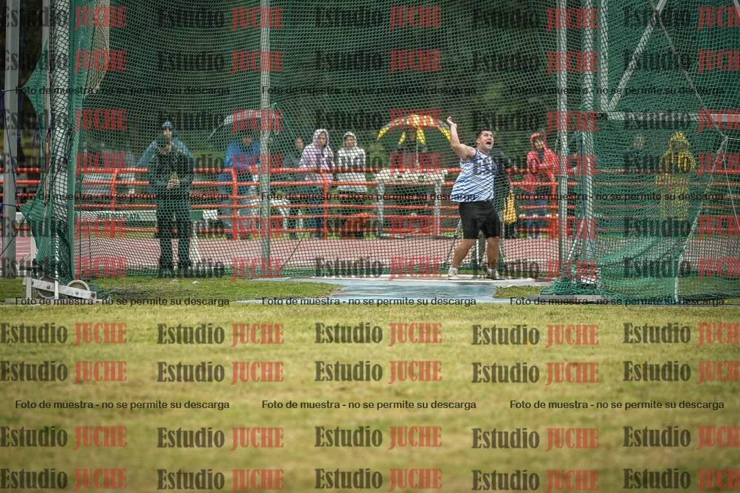 Fotos del lanzamiento de martillo de varones