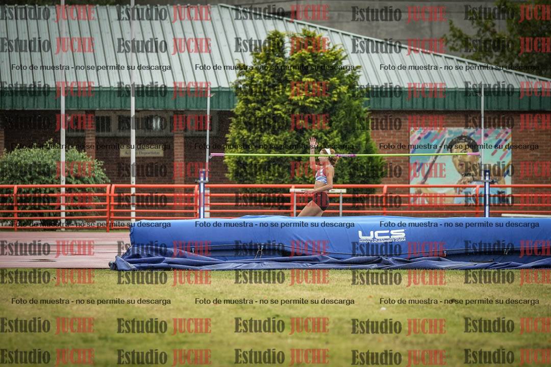Fotos del salto en alto de mujeres