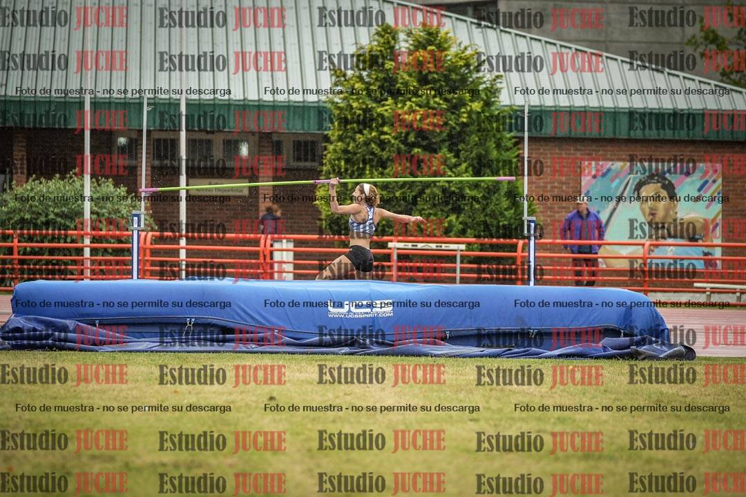 Fotos del salto en alto de mujeres